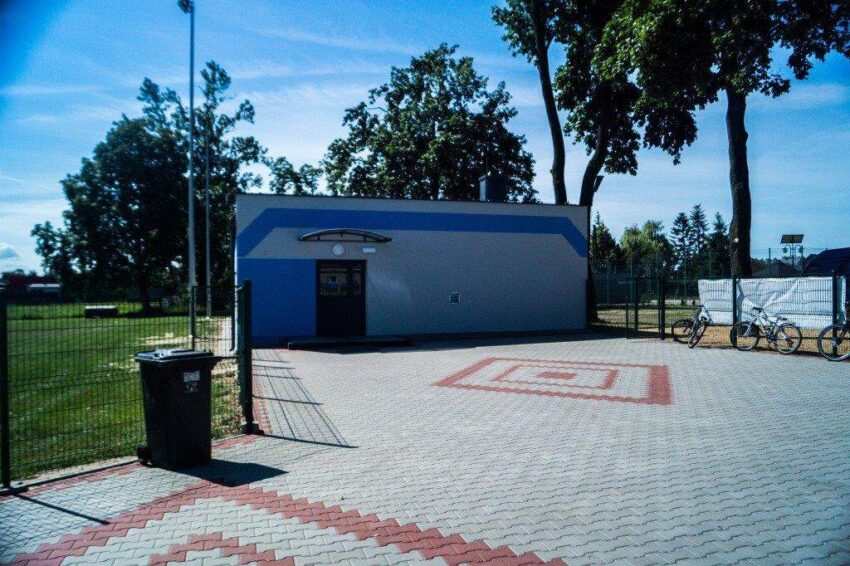 Remont i termomodernizacja budynku klubu sportowego LOTNIK po 08