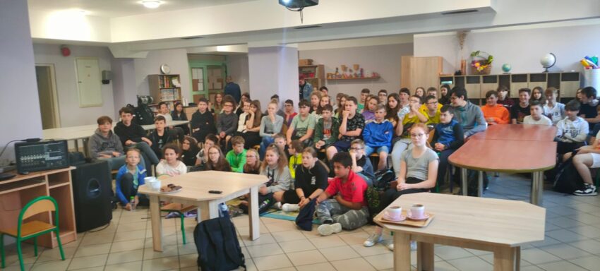 Wizyta studentek z Uniwersytetu Viadrina we Frankfurcie nad Odra w ZSP nr 2 w Redzinach 03